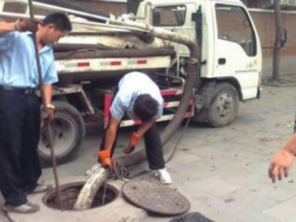 高温高压疏通管道（市政管道高压疏通）